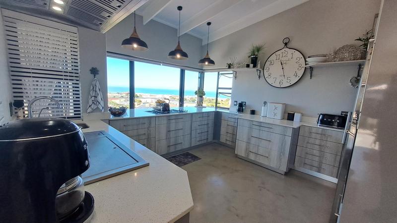 2 Bedroom Property for Sale in Stilbaai East Western Cape